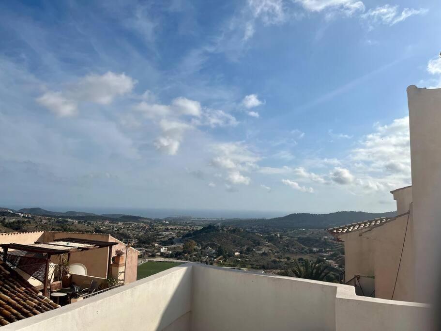 Appartement Stunning Mountain And Sea Views